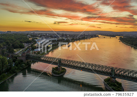 Aerial picture of main river mouth and the city of Mainz during sunset Aerial picture of main river mouth and the city of Mainz during sunset 79635927