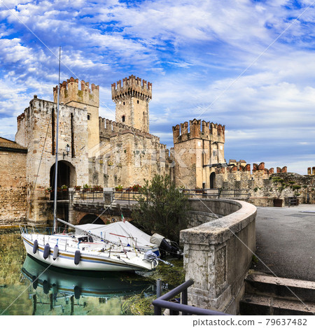 Scaligero Castle (Castello di Sirmione) in Lago di Garda lake . Italy 79637482