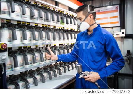 entrepreneur businessman small business owner, paint garage, car repair shop 79637860