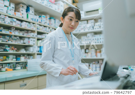 配藥藥劑師 79642797