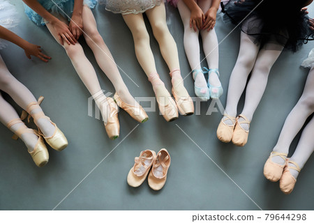 Six ballerinas on the floor, top view. 79644298