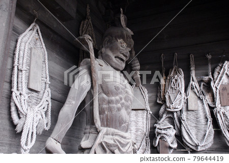Ikarugadera Agata statue of Niomon, Taishi Town, Hyogo Prefecture Ikarugadera Agata statue of Niomon, Taishi Town, Hyogo Prefecture 79644419