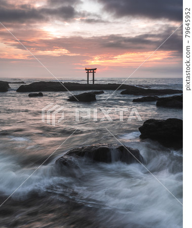 Oarai Isosaki Shrine Morning at Kamiiso no Torii Oarai Isosaki Shrine Morning at Kamiiso no Torii 79645952