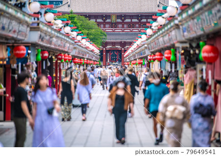Tokyo cityscape in Japan First day of the 4th declaration ... Mutant strain infection explosion ... Olympics "madness" ... People at Sensoji Temple ... = July 12 79649541