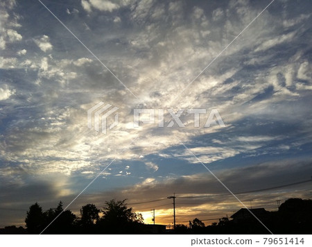 夏末黃昏的天空 夏末黃昏的天空 79651414