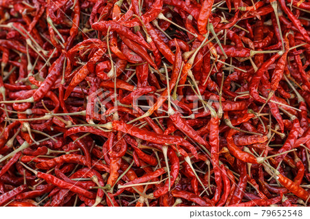 dried red chili 79652548
