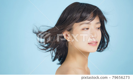 Female hair care image Female hair care image 79656273