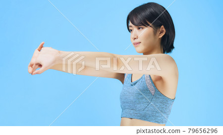 Women stretching 79656296