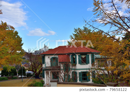 Autumn Yokohama Yamate Western Pavilion / Bluff 18th Building Autumn Yokohama Yamate Western Pavilion / Bluff 18th Building 79658122