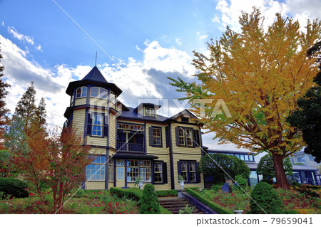 Autumn Yokohama Yamate Western Pavilion / Home of a Diplomat Autumn Yokohama Yamate Western Pavilion / Home of a Diplomat 79659041