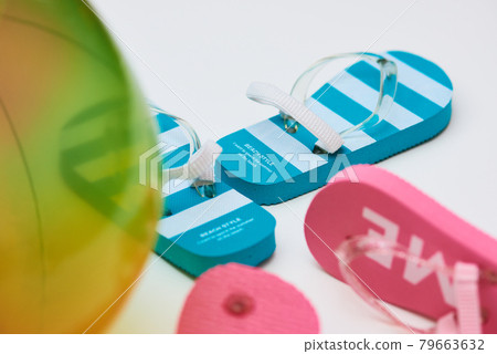 沙灘涼鞋八月形象 79663632