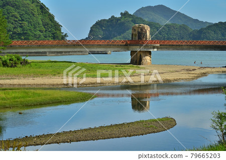 墨江海岸 墨江海岸 79665203