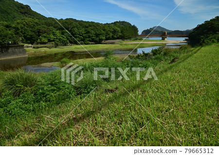 Sumie coast 79665312