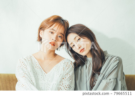 Hairstyle 2 shot pair 79665511