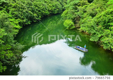 Fishing Fishing 79665798