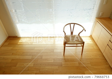 帶Y椅子的房間 79668753