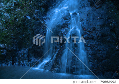 Lower part of Chiarai Falls 5 Akaiwa City, Okayama Prefecture 79668998