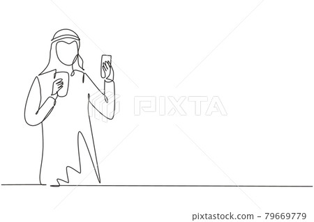 Single one line drawing smiling Arabian man looking at mobile phone and holding glass of orange juice while having breakfast at home. Modern continuous line draw design graphic vector illustration 79669779