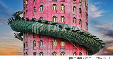 Dragon temple Wat Samphran in Nakhon Pathom, Thailand 79670784