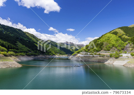 Oku Chichibu湖Momiji 79673334