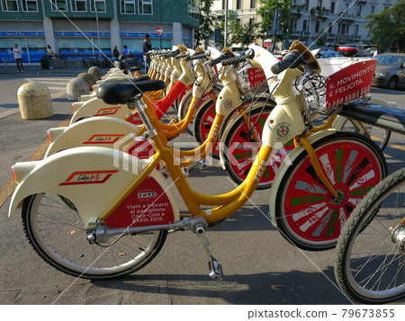 米蘭, 義大利的自行車租賃 79673855