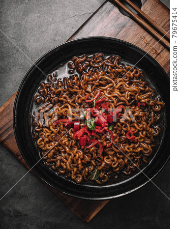 炸醬拉麵 炸醬拉麵 炸醬拉麵 炸醬拉麵 79675414