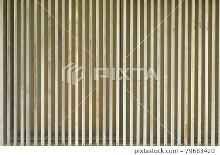 Wooden lattice 79683420