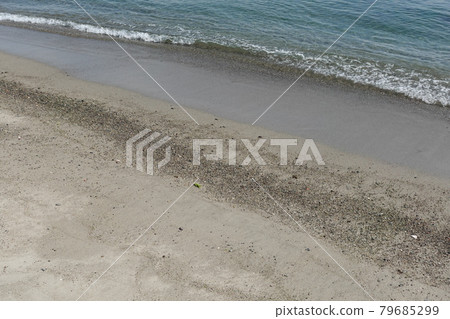 Sandy beach on the Yasuoka coast in Shimonoseki city 79685299