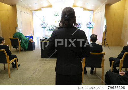 儀式小姐 79687208