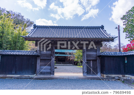 (Shizuoka Prefecture) Izunokuni City, Important Cultural Property, Egawa Residence and Gate 79689498