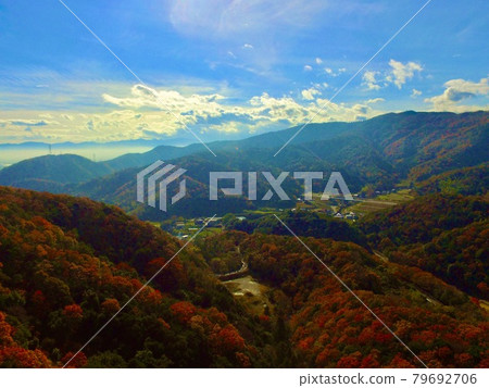 山村與無人機的鳥瞰圖(德島縣板野町) 山村與無人機的鳥瞰圖(德島縣板野町) 79692706