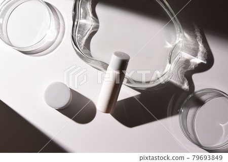 Skin care bottle 79693849