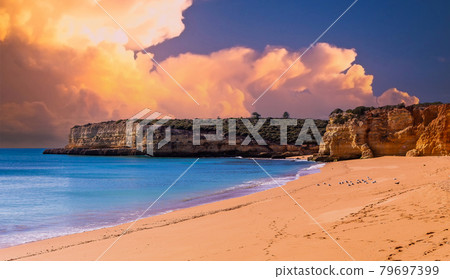 Senhora da rocha beach, Algarve, Portugal 79697399