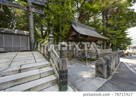 Suwa Taisha Shrine, Kamisha Honmiya, South Torii Gate and Chozuya 79715427