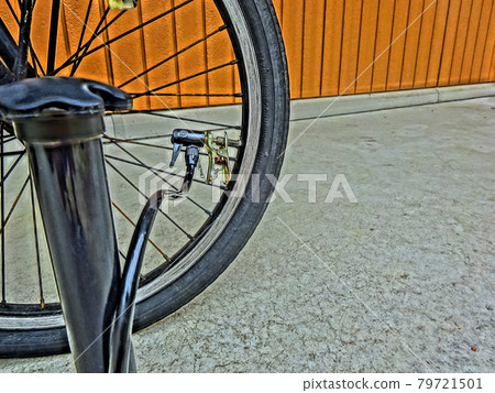 Illustration of a bicycle pump Illustration of a bicycle pump 79721501
