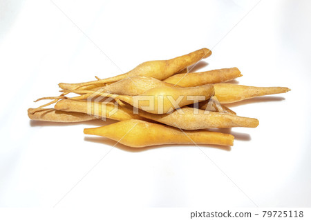 finger root,Boesenbergia rotunda Thai herb on white background.,Krachai finger root,Boesenbergia rotunda Thai herb on white background.,Krachai 79725118