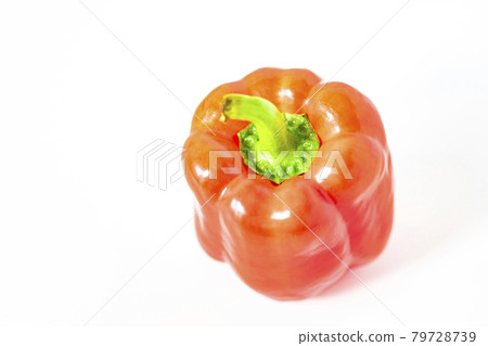 白桌上的紅辣椒 白桌上的紅辣椒 79728739