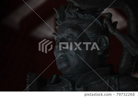 Statue of Ryuo Sasara in front of the main hall of Sensoji Temple in Asakusa, Tokyo 79732268