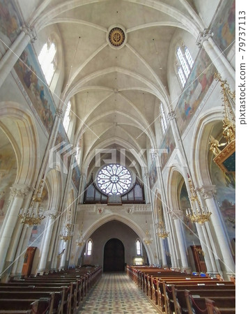 Beautiful interior of Church of the Sacred Heart of Jesus (Herz Jesu Kirche), designed in the Neogothic style and the largest church in Graz, Styria region, Austria Beautiful interior of Church of the Sacred Heart of Jesus (Herz Jesu Kirche), designed in the Neogothic style and the largest church in Graz, Styria region, Austria 79737113