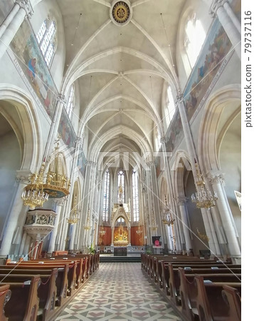 Beautiful interior of Church of the Sacred Heart of Jesus (Herz Jesu Kirche), designed in the Neogothic style and the largest church in Graz, Styria region, Austria Beautiful interior of Church of the Sacred Heart of Jesus (Herz Jesu Kirche), designed in the Neogothic style and the largest church in Graz, Styria region, Austria 79737116