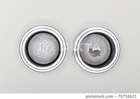 Caliper repair kit, two metal plungers - pistons. Caliper repair kit, two metal plungers - pistons. 79738825