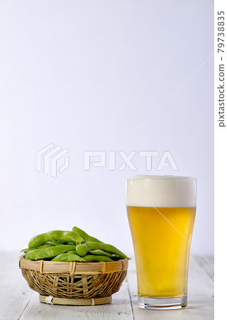 毛豆和啤酒 79738835