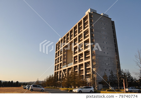 Sun Life Koto / 磯崎新 79740774