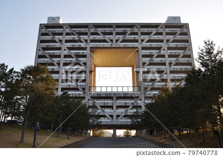 Sun Life Koto / 磯崎新 79740778