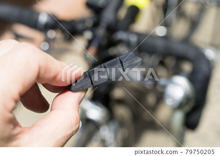 Road bike and brake shoes Road bike and brake shoes 79750205