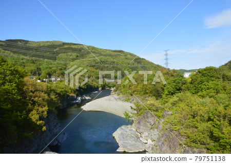 Midstream of Ara River (Shiratori Bridge / Nagatoro Town, Chichibu District, Saitama Prefecture) 79751138