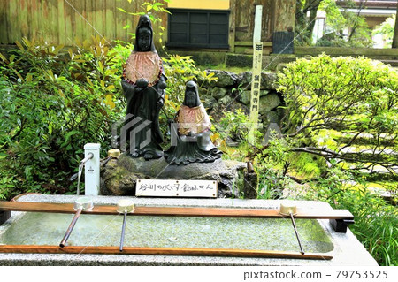 初夏美濃的正倉院，Ryokaizan Yokokuraji Temple 18（岐阜縣伊比郡伊比川町橫倉） 79753525
