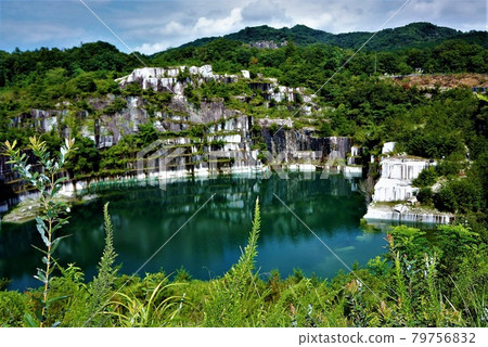 茨城縣笠間市“日本第一石霧山脈”地圖上沒有的湖泊-古遺址般的絕景(1) 茨城縣笠間市“日本第一石霧山脈”地圖上沒有的湖泊-古遺址般的絕景(1) 79756832