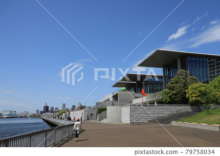 Hyogo Prefectural Museum of Art ① 79758034