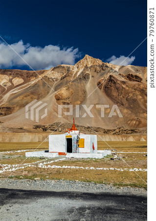 Small Hindu temple in Sarchu on Manali-Leh road to Ladakh, India Small Hindu temple in Sarchu on Manali-Leh road to Ladakh, India 79760871
